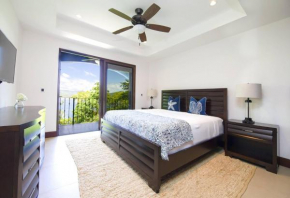 360 Splendor 202-Ocean View Condo-Breakfast Included!